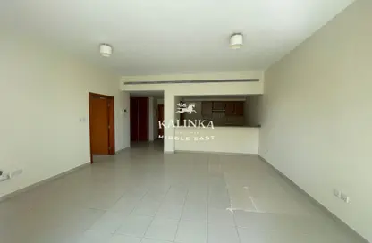 Apartment - 1 Bedroom - 1 Bathroom for rent in Al Dhafra 3 - Al Dhafra - Greens - Dubai