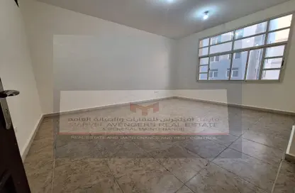 Apartment - 2 Bedrooms - 2 Bathrooms for rent in Shabiya 9 - Shabiya - Mussafah - Abu Dhabi