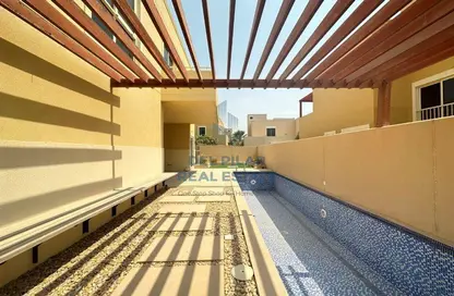 فيلا - 4 غرف نوم - 6 حمامات للايجار في مجتمع الياسمين - حدائق الراحة - أبوظبي