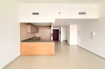 Apartment - 1 Bathroom for rent in Sobha Daffodil - Jumeirah Village Circle - Dubai