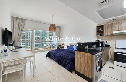 Apartment - 1 Bathroom for sale in Burj Al Nujoom - Downtown Dubai - Dubai