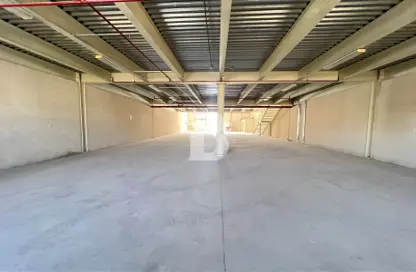 Warehouse - Studio for rent in Phase 1 - Dubai Investment Park (DIP) - Dubai