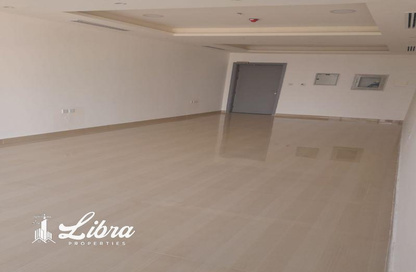 Office Space - Studio - 1 Bathroom for sale in Tamani Art Tower - Business Bay - Dubai