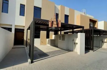 Townhouse - 2 Bedrooms - 4 Bathrooms for rent in Nasma Residence - Al Tai - Sharjah