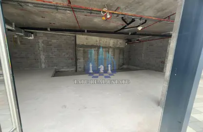 Retail - Studio for rent in Danet Abu Dhabi - Abu Dhabi