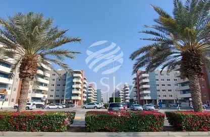 Apartment - 2 Bedrooms - 2 Bathrooms for sale in Tower 16 - Al Reef Downtown - Al Reef - Abu Dhabi