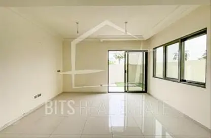 Villa - 3 Bedrooms - 5 Bathrooms for rent in Zinnia - The Roots DAMAC Hills 2 - Damac Hills 2 - Dubai