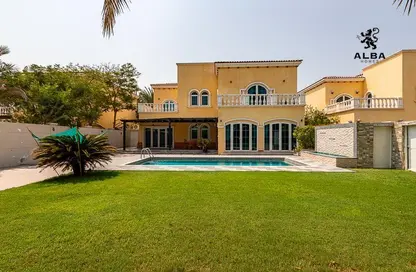 Villa - 4 Bedrooms - 7 Bathrooms for rent in Legacy - Jumeirah Park - Dubai