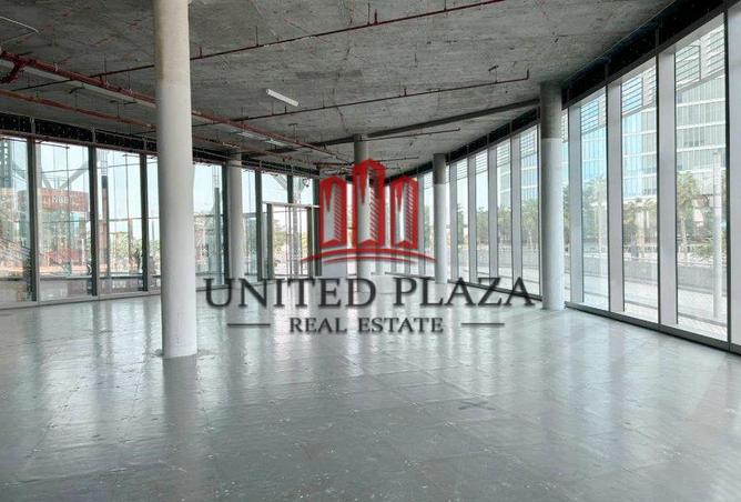 Retail - Studio - 1 Bathroom for rent in Landmark Tower - Corniche Road - Abu Dhabi