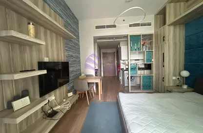 Apartment - 1 Bathroom for rent in Azizi Plaza - Al Furjan - Dubai