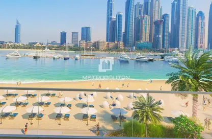 Apartment - 1 Bedroom - 1 Bathroom for sale in Palace Beach Residence - EMAAR Beachfront - Dubai Harbour - Dubai