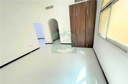 Apartment - 1 Bedroom - 1 Bathroom for rent in Shakhbout City - Abu Dhabi