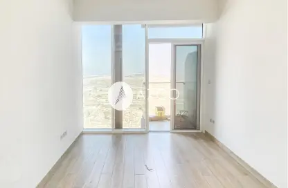 Apartment - 1 Bathroom for rent in Bloom Towers C - Bloom Towers - Jumeirah Village Circle - Dubai