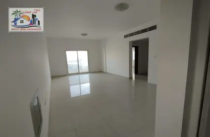 Apartment - 2 Bedrooms - 3 Bathrooms for rent in Crown Palace Hotel - Al Rashidiya 1 - Al Rashidiya - Ajman