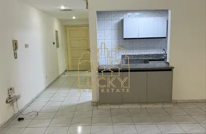 Apartment - Studio - 1 Bathroom for rent in Falaknaz Building 3 - Al Karama - Dubai