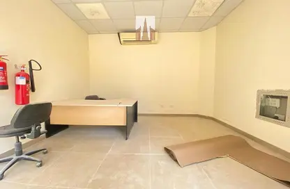 Shop - Studio for rent in Muwailih Building - Muwaileh - Sharjah