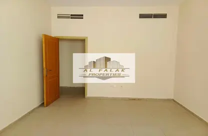 Apartment - 2 Bedrooms - 2 Bathrooms for rent in Al Khan Corniche - Al Khan - Sharjah