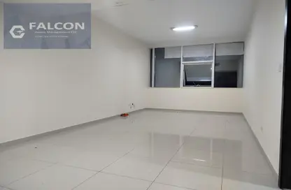 Apartment - 1 Bathroom for rent in Al Nahda Residential Complex - Al Nahda - Sharjah