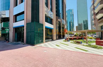 Shop - Studio - 2 Bathrooms for rent in DXB Tower - Sheikh Zayed Road - Dubai