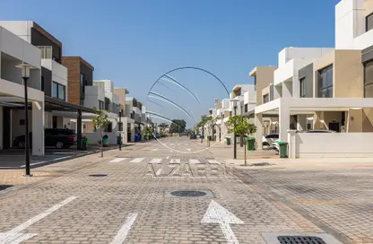 Townhouse - 3 Bedrooms - 5 Bathrooms for rent in Faya at Bloom Gardens - Bloom Gardens - Al Salam Street - Abu Dhabi