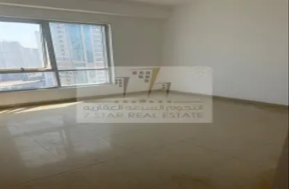 Apartment - 3 Bedrooms - 3 Bathrooms for sale in Al Khan - Sharjah