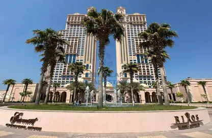 Apartment - 3 Bedrooms - 4 Bathrooms for sale in Fairmont Villas - Between Two Bridges - Abu Dhabi