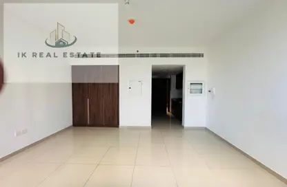 Apartment - 1 Bathroom for rent in Zohour 2 - Al Zahia - Muwaileh Commercial - Sharjah