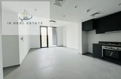 Apartment - 2 Bedrooms - 2 Bathrooms for rent in Tiraz 3 - Aljada - Sharjah