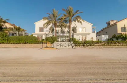 Villa - 6 Bedrooms - 7 Bathrooms for rent in Signature Villas Frond M - Signature Villas - Palm Jumeirah - Dubai