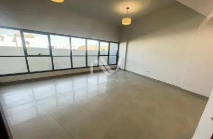 Apartment - 1 Bedroom - 2 Bathrooms for rent in Al Falah City - Abu Dhabi