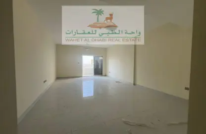 Apartment - 2 Bedrooms - 3 Bathrooms for rent in Qasimia 10 building - Al Mahatta - Al Qasimia - Sharjah