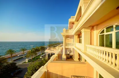 Apartment - 2 Bedrooms - 2 Bathrooms for rent in Kempinski Palm Residence - The Crescent - Palm Jumeirah - Dubai