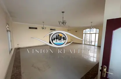 Villa - 3 Bedrooms - 5 Bathrooms for rent in Al Qusaidat - Ras Al Khaimah