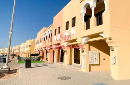 Villa - 2 Bedrooms - 3 Bathrooms for rent in Zone 7 - Hydra Village - Abu Dhabi