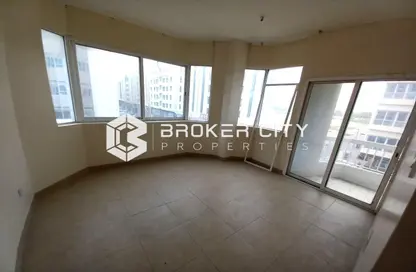 Apartment - 3 Bedrooms - 3 Bathrooms for rent in Al Khalidiya - Abu Dhabi