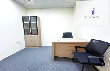 Office Space - Studio - 4 Bathrooms for rent in Al Sawari Tower - Al Khalidiya - Abu Dhabi