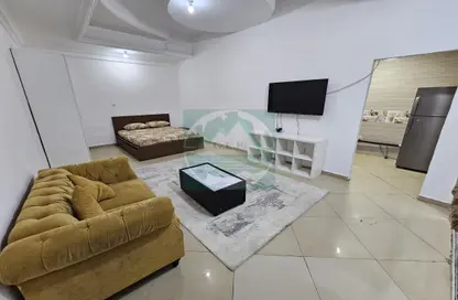 Apartment - Studio - 1 Bathroom for rent in Khalifa City A Villas - Khalifa City A - Khalifa City - Abu Dhabi