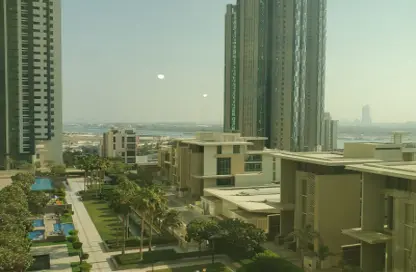 Apartment - 1 Bedroom - 2 Bathrooms for rent in Burooj Views - Marina Square - Al Reem Island - Abu Dhabi