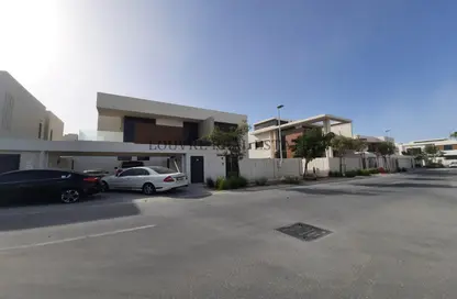 Villa - 4 Bedrooms - 7 Bathrooms for sale in West Yas - Yas Island - Abu Dhabi