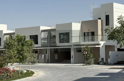 Townhouse - 3 Bedrooms - 3 Bathrooms for sale in Greenwoods - DAMAC Hills - Dubai