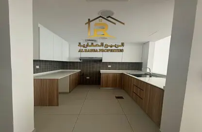 Apartment - 1 Bedroom - 3 Bathrooms for rent in Beachfront - Al Zorah - Ajman