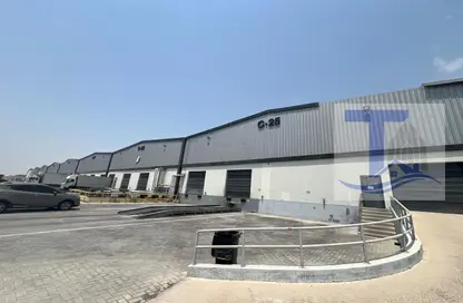 Warehouse - Studio - 2 Bathrooms for rent in KIZAD - Al Samha - Abu Dhabi