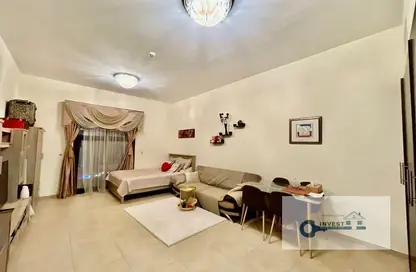 Apartment - 1 Bathroom for rent in Silicon Gates 1 - Silicon Gates - Dubai Silicon Oasis - Dubai