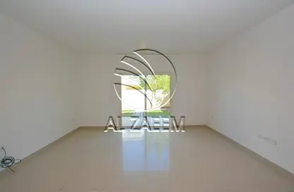 Villa - 2 Bedrooms - 3 Bathrooms for sale in Arabian Style - Al Reef Villas - Al Reef - Abu Dhabi