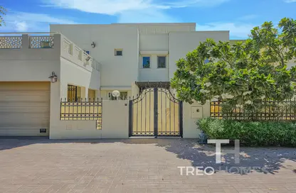 Villa - 4 Bedrooms - 4 Bathrooms for rent in Meadows 4 - Meadows - Dubai