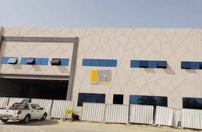 Warehouse - Studio - 1 Bathroom for rent in Al Khawaneej - Dubai