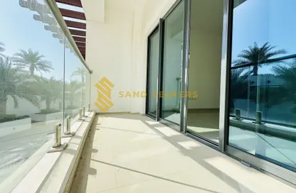 Apartment - 3 Bedrooms - 5 Bathrooms for rent in Al Faridah - Al Raha Beach - Abu Dhabi