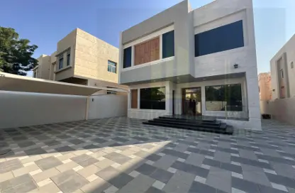 Villa - 5 Bedrooms - 7 Bathrooms for sale in Al Rawda 2 - Al Rawda - Ajman