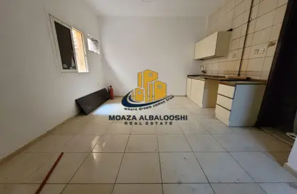 Apartment - 1 Bathroom for rent in Muwaileh Commercial - Sharjah