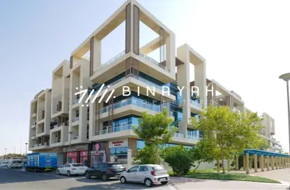 Apartment - 3 Bedrooms - 4 Bathrooms for sale in La Residence - Jumeirah Village Triangle - Dubai